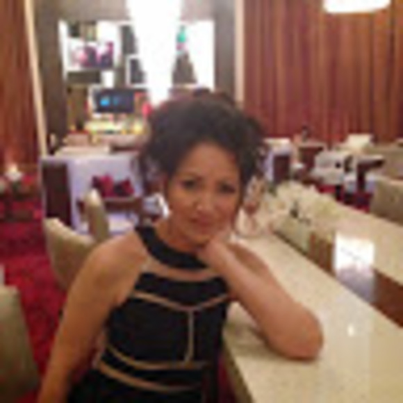 Meet your Posher, Lyenore - Picture 1 of 1